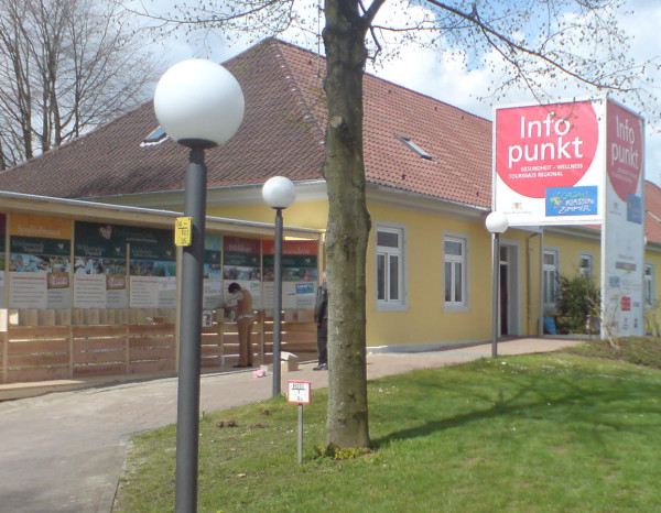 Landesgartenschau Infopoint, Wegweiser,Theken, Stellwände