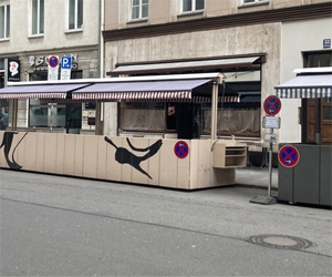 Schanigarten die Oase in der Stadt Konstruktion Transport Aufbau